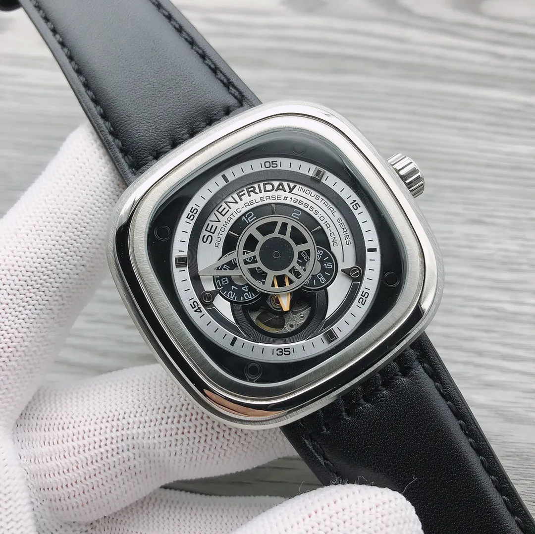 【Authentic Tmall】💰1640! SevenFriday P Series—P2B/01 🎮 High-grade 316 stainless steel case size: 47mmx47mm, equipped with original imported Citizen movement. Please pay attention to the workmanship details for high-end quality in the market. It is truly consistent with the counter products! The brand new Sevenfriday independent style is born! Each watch is tested for water resistance before shipment (its unique case design 🎮 is amazingly consistent with the original version, and the chip of the watch can be verified through an NFC-enabled smartphone.